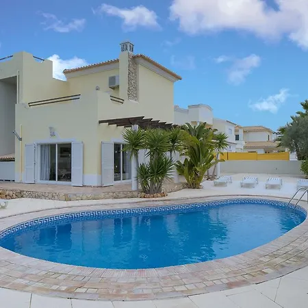 Vila Akivillas Golden *